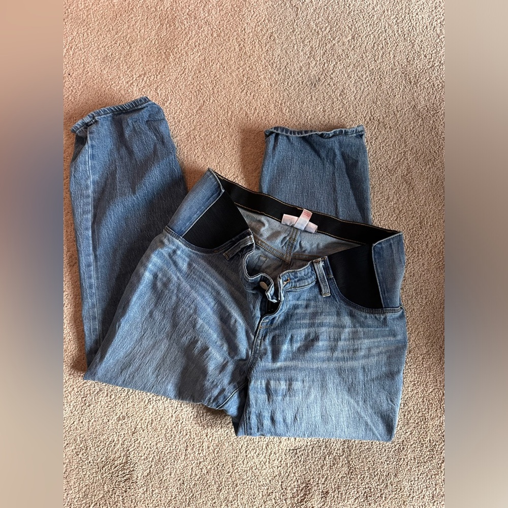 Cropped relaxed leg maternity jeans